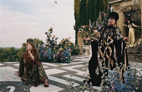 gucci bloom ad cast|Anjelica Huston & Florence Welch New Faces of Gucci Bloom.